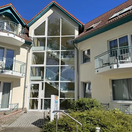 Helena Mit Terrasse Apartment *