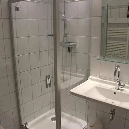 Helena Mit 2 Terrassen Цемпин